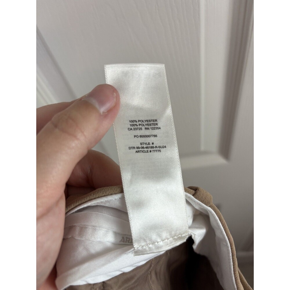 Aritzia Straight Leg Pants in Beige/Tan - Picture 6 of 6